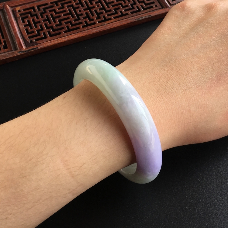 (超值推荐)糯冰种晴水紫罗兰手镯(56.5mm)