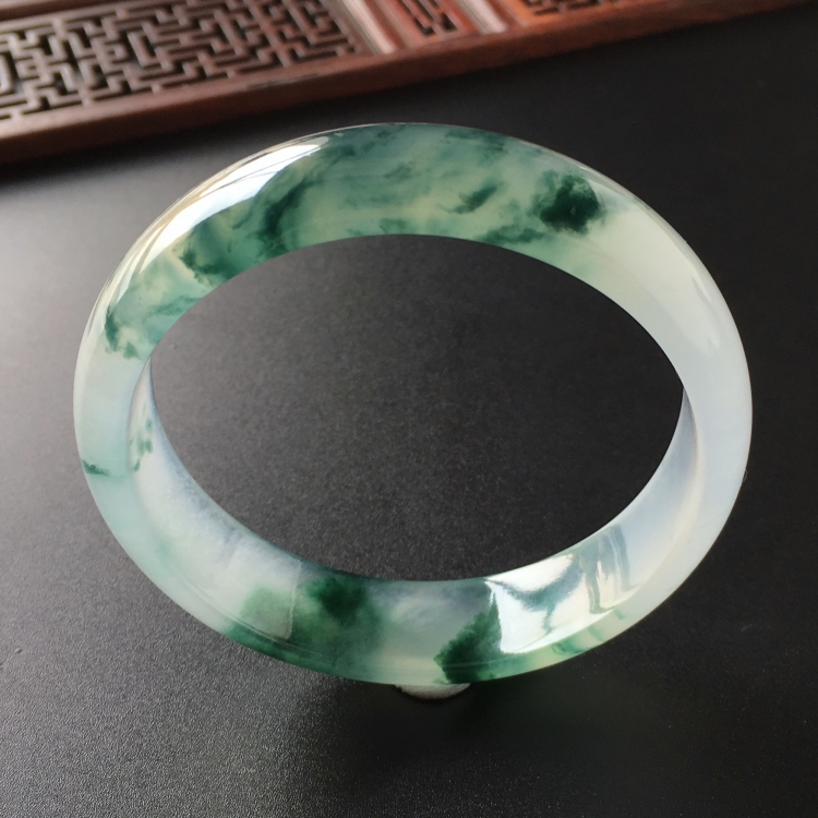 (超值推荐)冰种飘花手镯(59mm)
