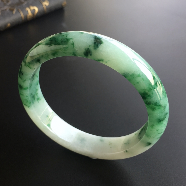 (超值推荐)糯冰种飘花手镯(59mm)