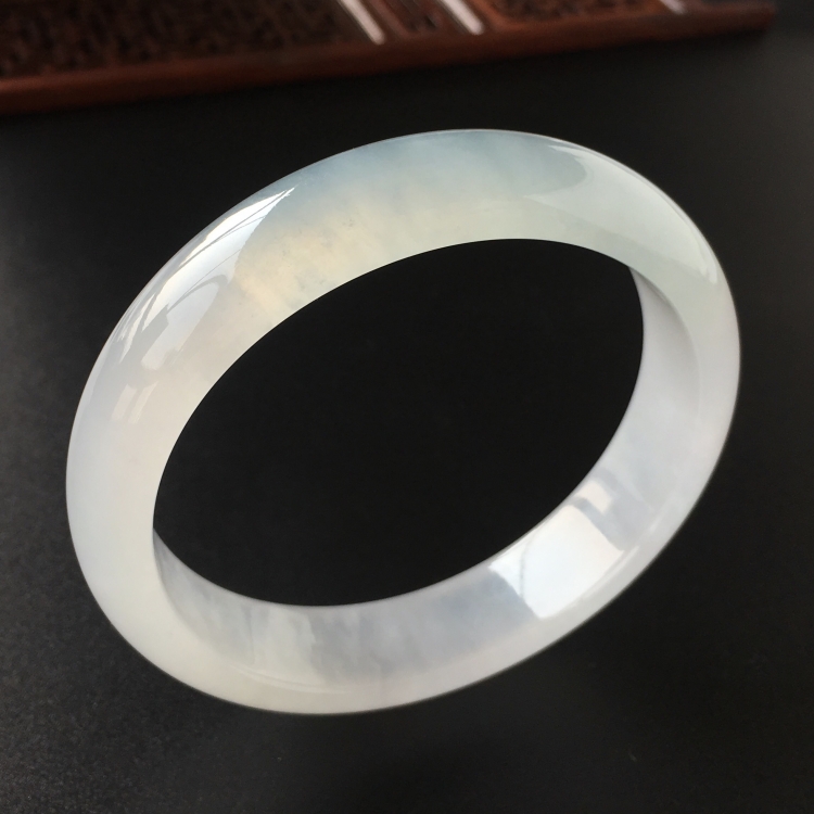(超值推荐)冰种晴水手镯(58.3mm)