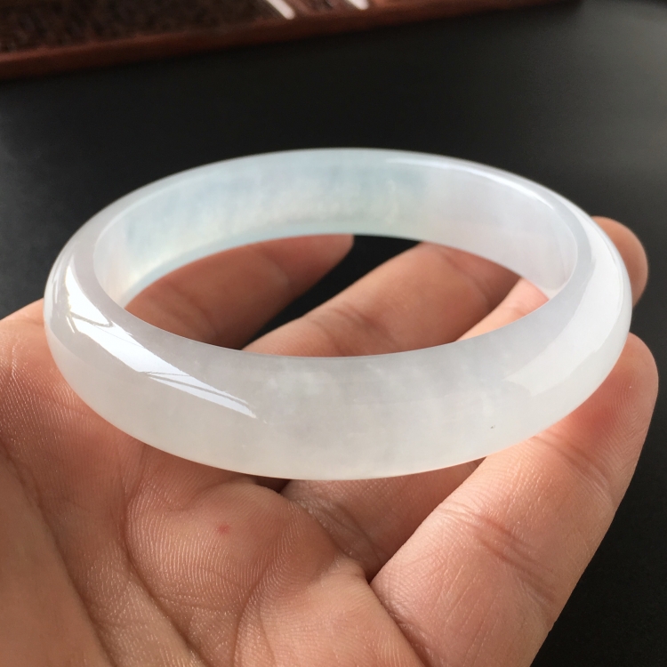 (超值推荐)冰种晴水手镯(58.3mm)
