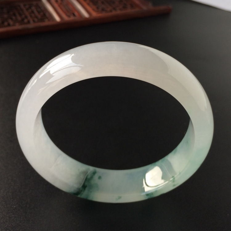 (超值推荐)冰种飘花手镯(56.4mm)