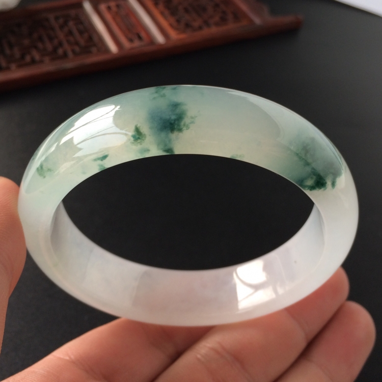 (超值推荐)冰种飘花手镯(56.4mm)