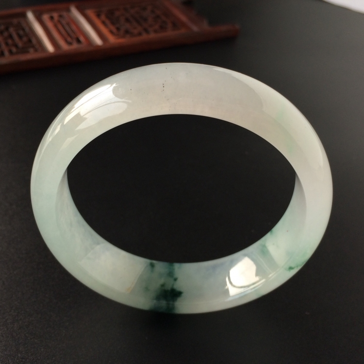 (超值推荐)冰种飘花手镯(56mm)