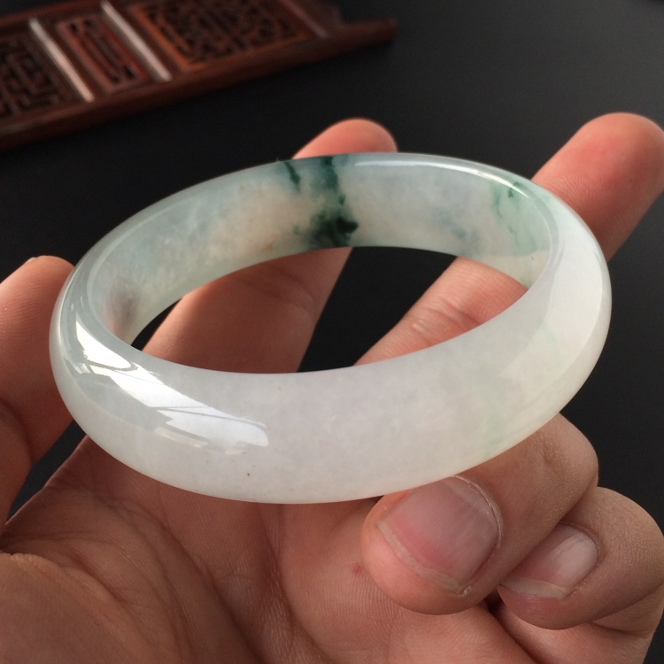(超值推荐)冰种飘花手镯(56mm)