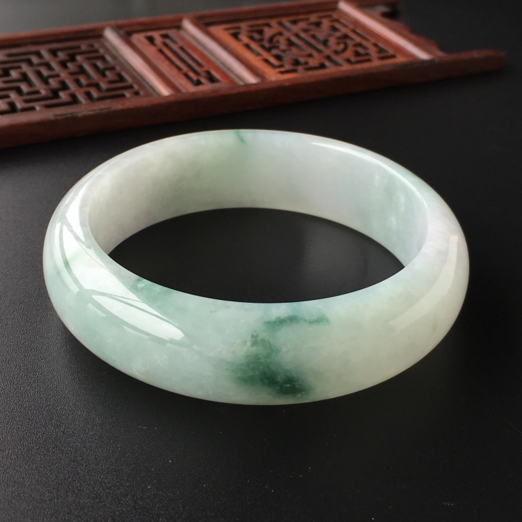 (超值推荐)糯冰种飘花手镯(59.1mm)