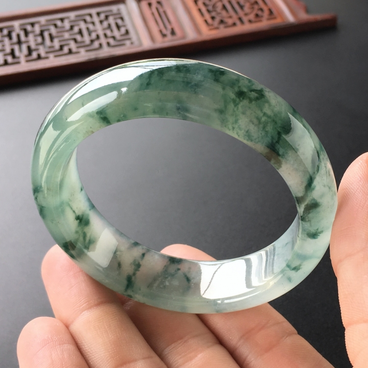 (超值推荐)冰种飘花手镯(54.8mm)