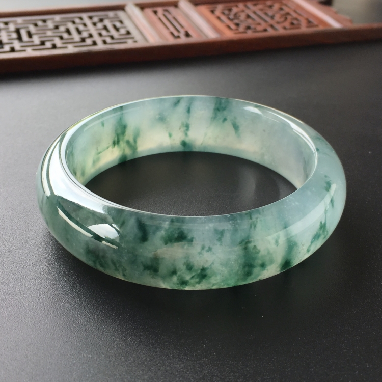 (超值推荐)冰种飘花手镯(54.8mm)