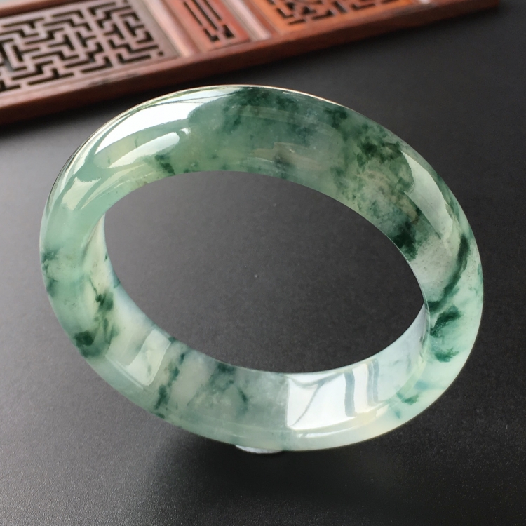 (超值推荐)冰种飘花手镯(54.8mm)