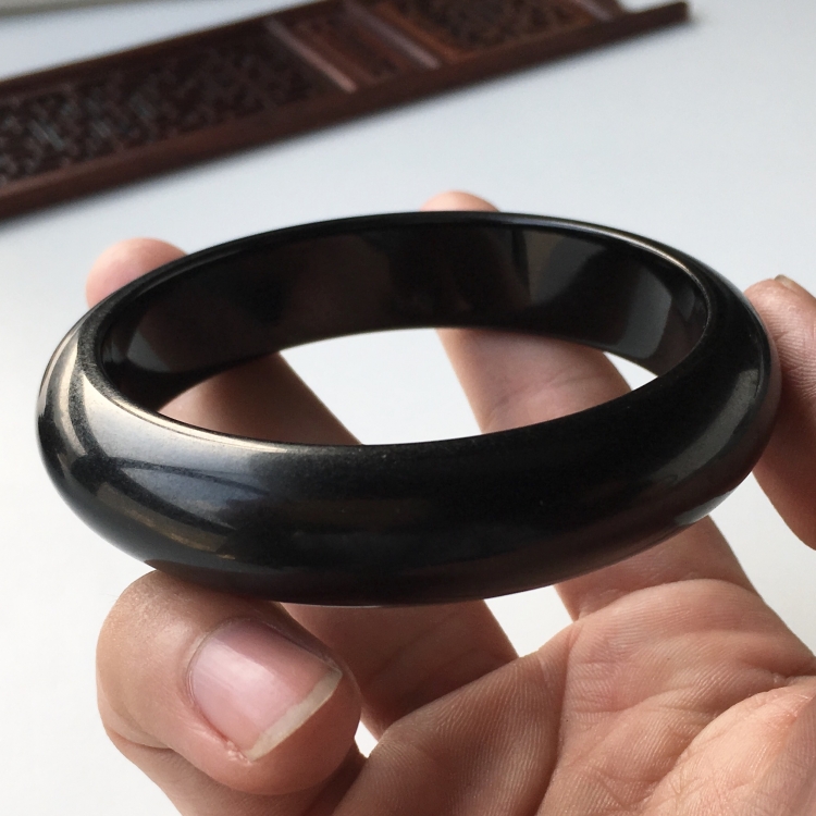 (超值推荐)细糯种墨翠手镯(60.8mm)