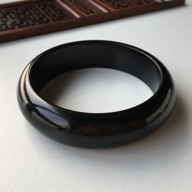 (超值推荐)细糯种墨翠手镯(57.8mm)
