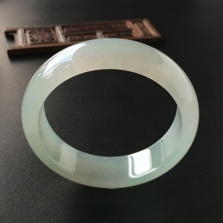 (超值推荐)冰种晴水手镯(58.2mm)