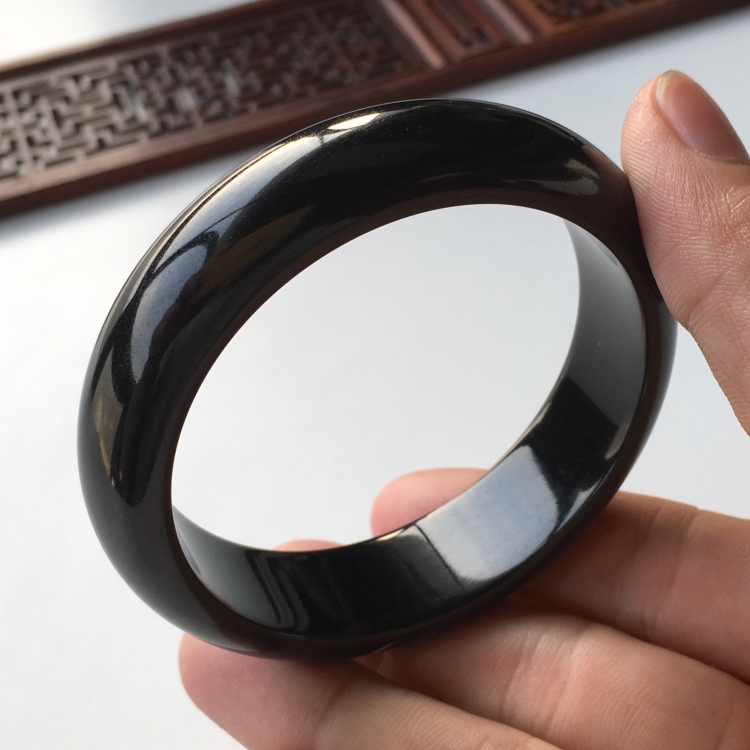 (超值推荐)细糯种墨翠手镯(57mm)