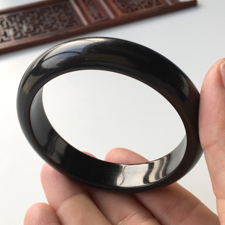 (超值推荐)细糯种墨翠手镯(55.3mm)