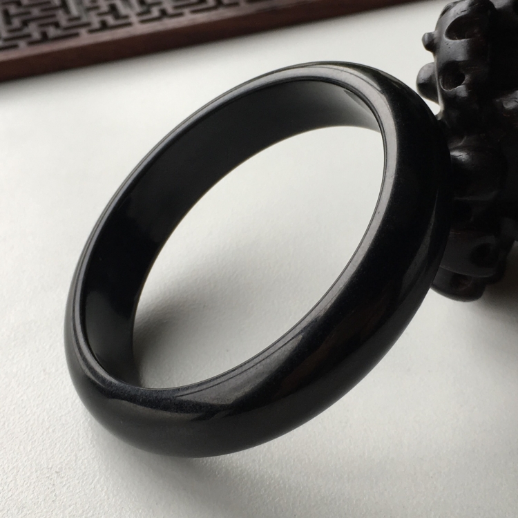 (超值推荐)细糯种墨翠手镯(55.3mm)