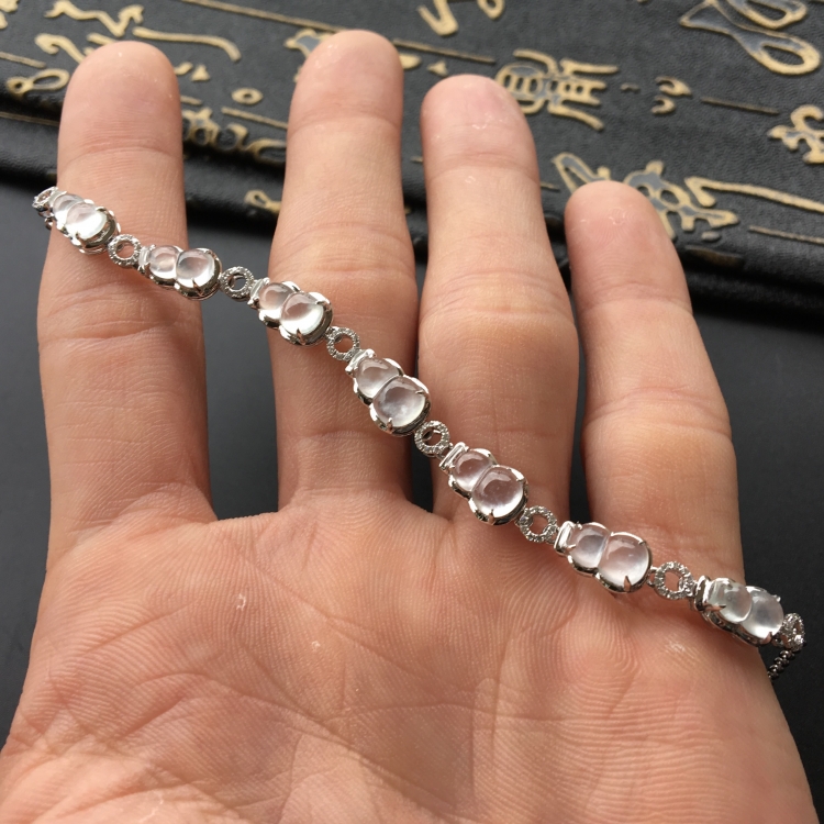 (超值推荐)冰玻种无色镶白金钻石葫芦手链