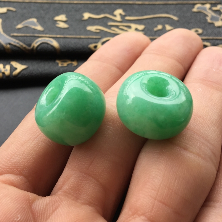 (超值推荐)糯冰种豆绿路路通挂件一对走