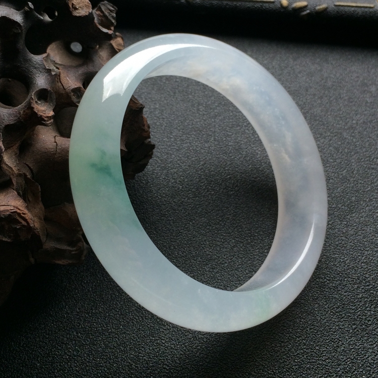 （超值推荐）冰种略飘花手镯（57mm）