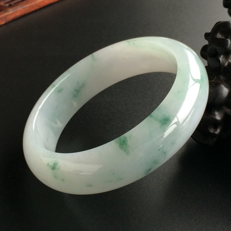 (超值推荐)糯冰种飘花手镯(57mm)