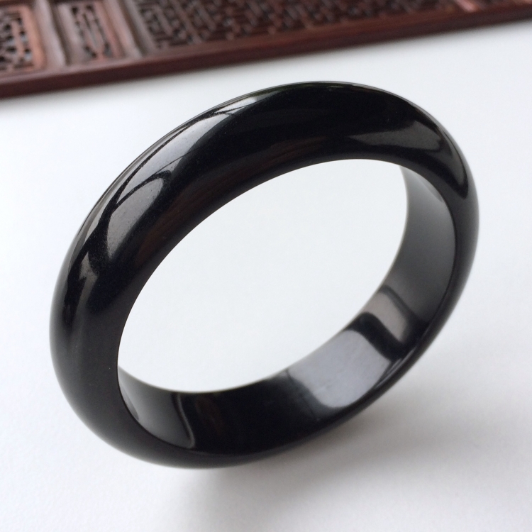 (超值推荐)细糯种墨翠手镯(57.8mm)