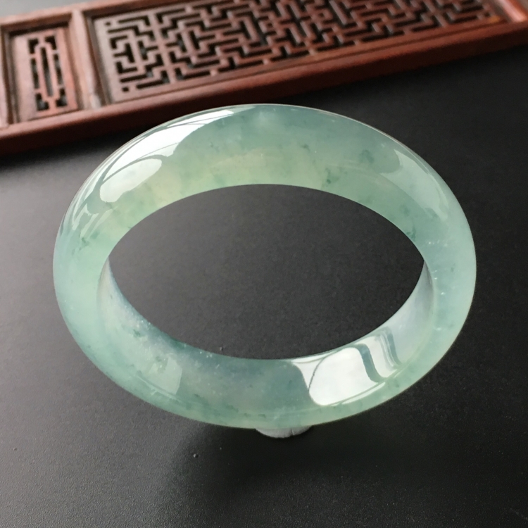 (超值推荐)冰种飘花手镯(53mm)