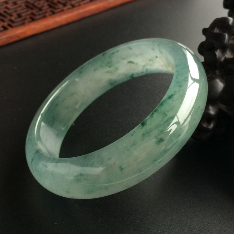 (超值推荐)冰种飘花手镯(54.5mm)