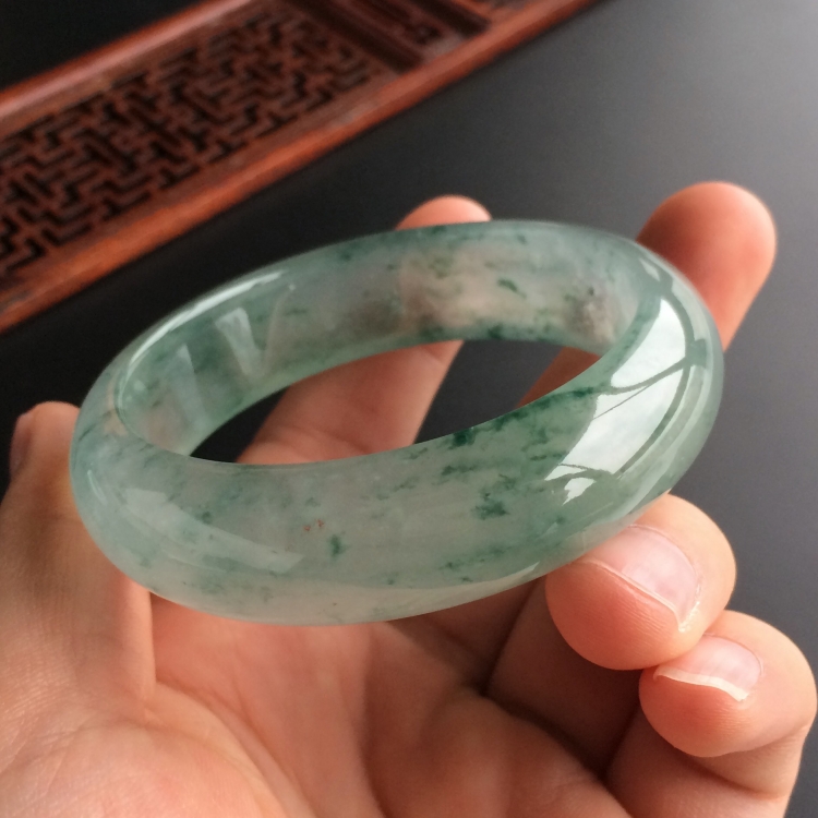 (超值推荐)冰种飘花手镯(54.5mm)