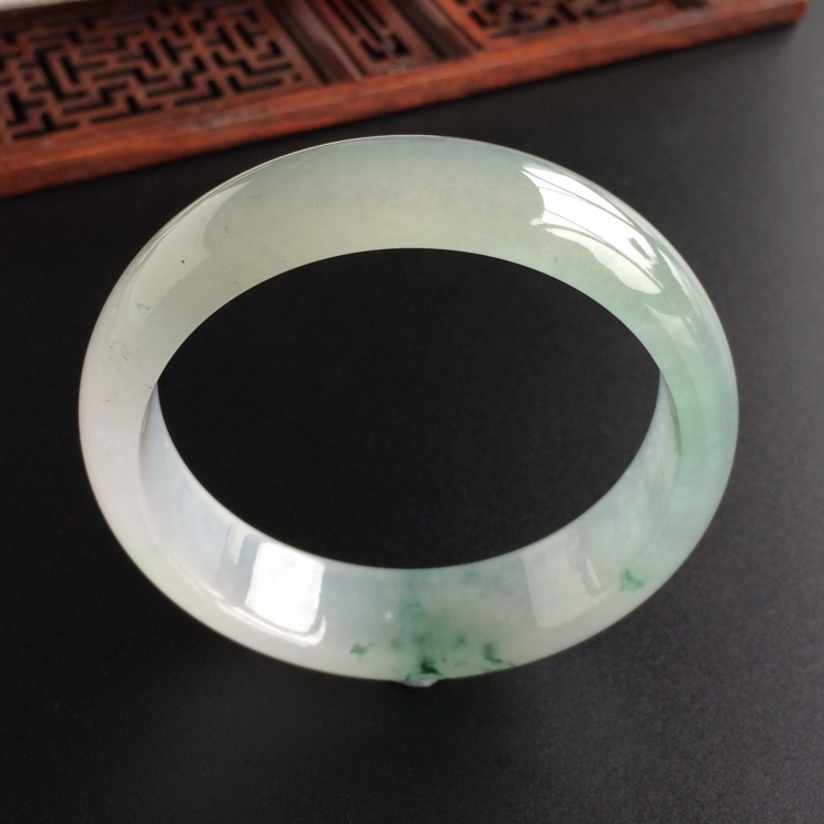 (超值推荐)冰种飘花手镯(53.4mm)