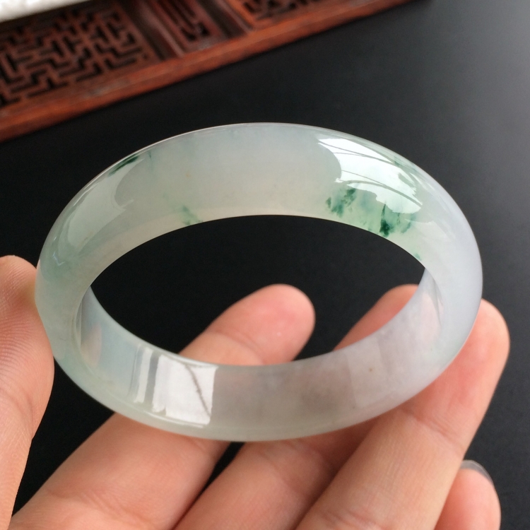 (超值推荐)冰种飘花手镯(53.4mm)