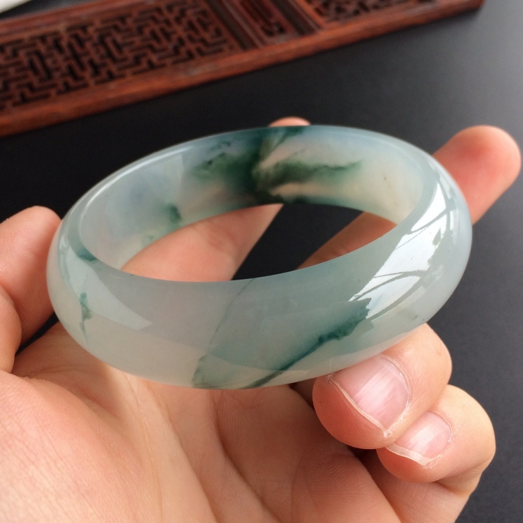 (超值推荐)冰种飘花手镯(59.6mm)