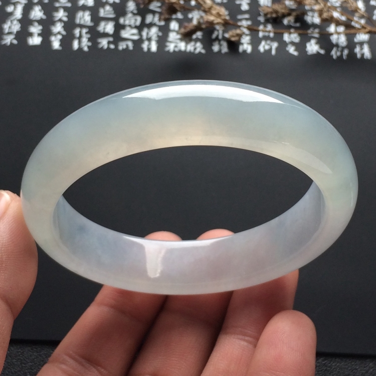 （超值推荐）冰种淡晴水手镯（58.7mm）