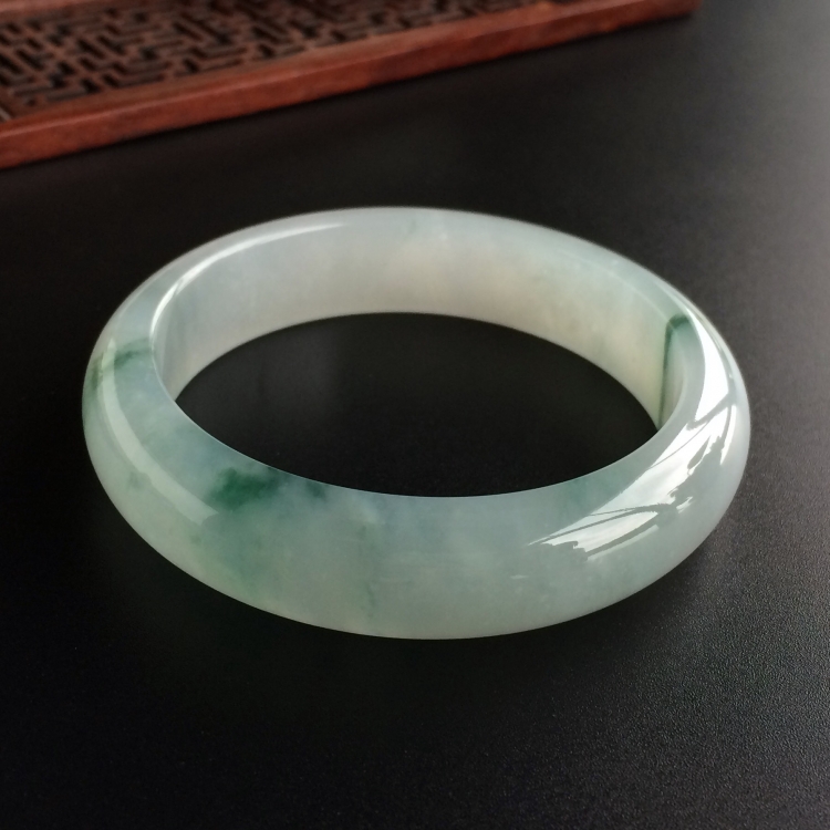 (超值推荐)冰种飘花手镯(54.6mm)