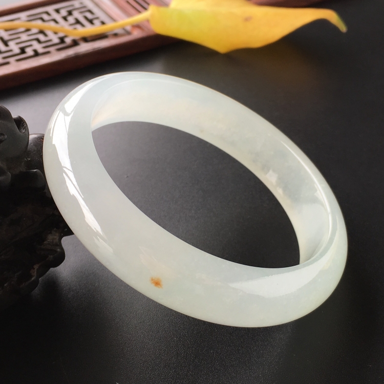 (超值推荐)冰种晴水手镯(57mm)
