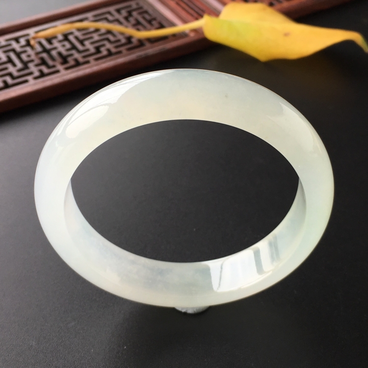 (超值推荐)冰种晴水手镯(57mm)