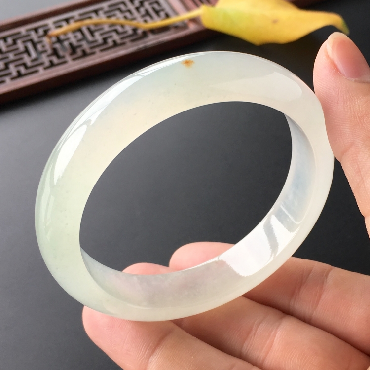 (超值推荐)冰种晴水手镯(57mm)