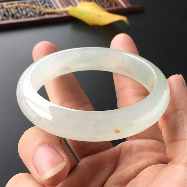 (超值推荐)冰种晴水手镯(57mm)