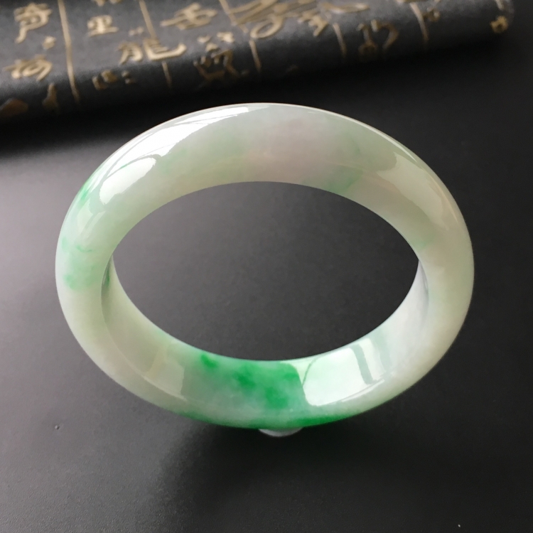 (超值推荐)糯冰种飘翠手镯(56.6mm)