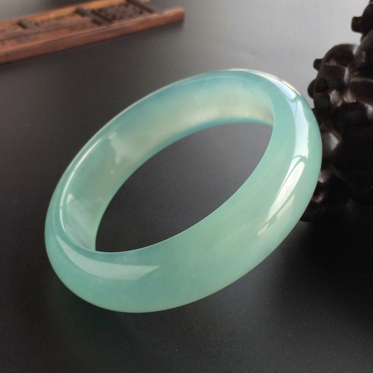 (超值推荐)冰种晴水手镯(56.8mm)