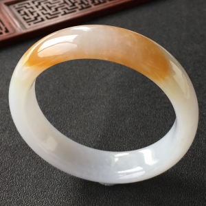 (超值推荐)糯冰种黄翡手镯(60.3mm)