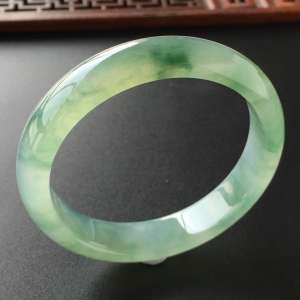 (超值推荐)冰种飘花手镯(53.5mm)