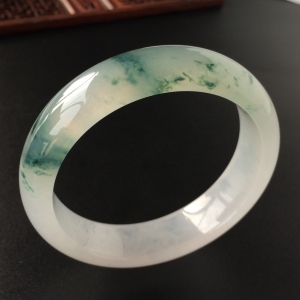 (超值推荐)冰种飘花手镯(56.4mm)