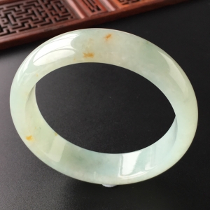 (超值推荐)糯冰种晴水略飘黄花手镯(58.2mm)
