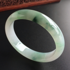 (超值推荐)糯冰种飘花手镯(58mm)