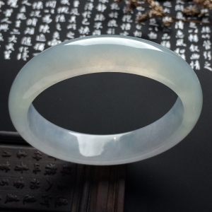 （超值推荐）冰种淡晴水手镯（58.7mm）