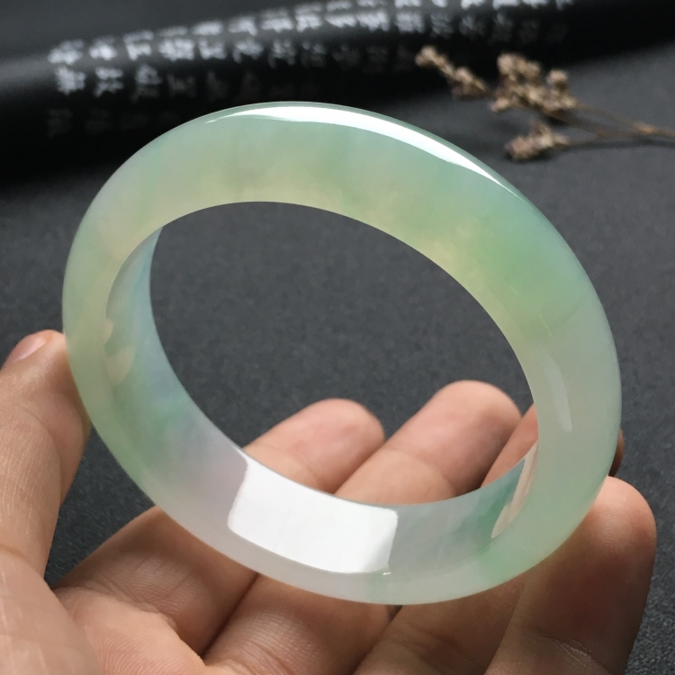 （超值推荐）冰种晴水手镯（57.8mm）