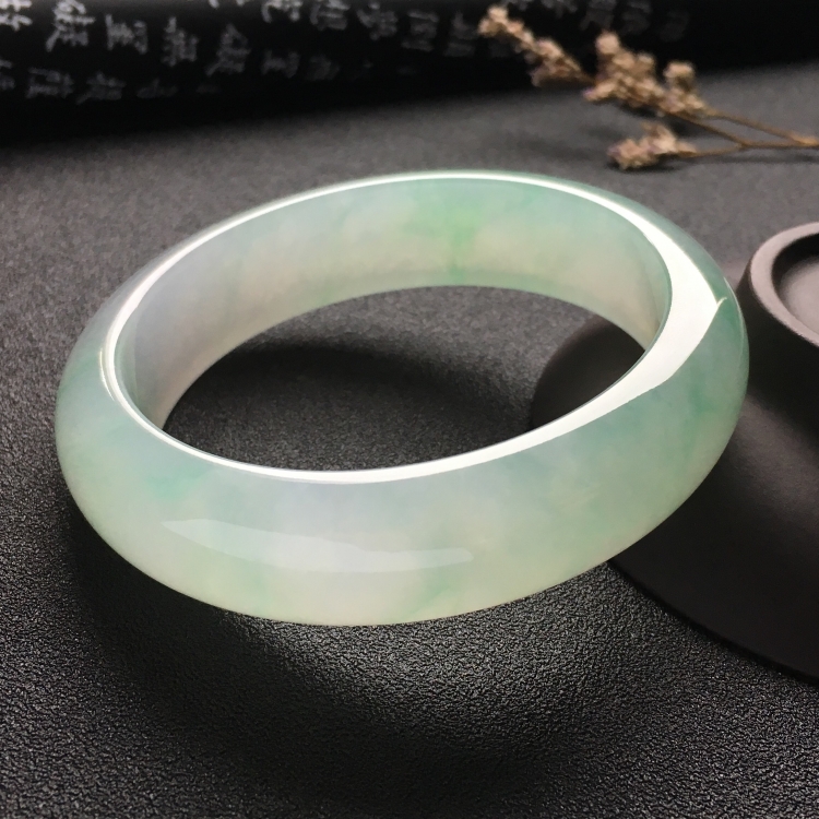 （超值推荐）冰种晴水手镯（57.8mm）