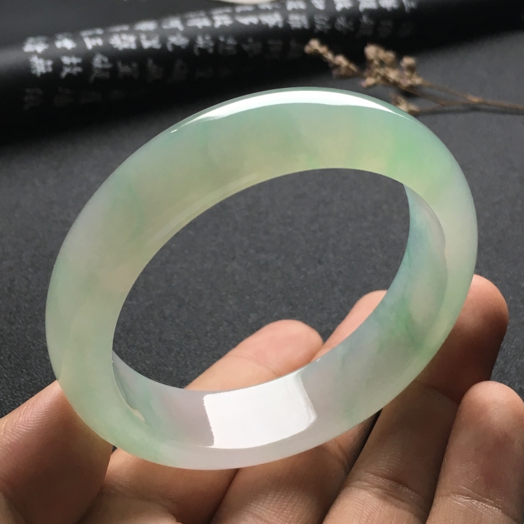 （超值推荐）冰种晴水手镯（57.8mm）