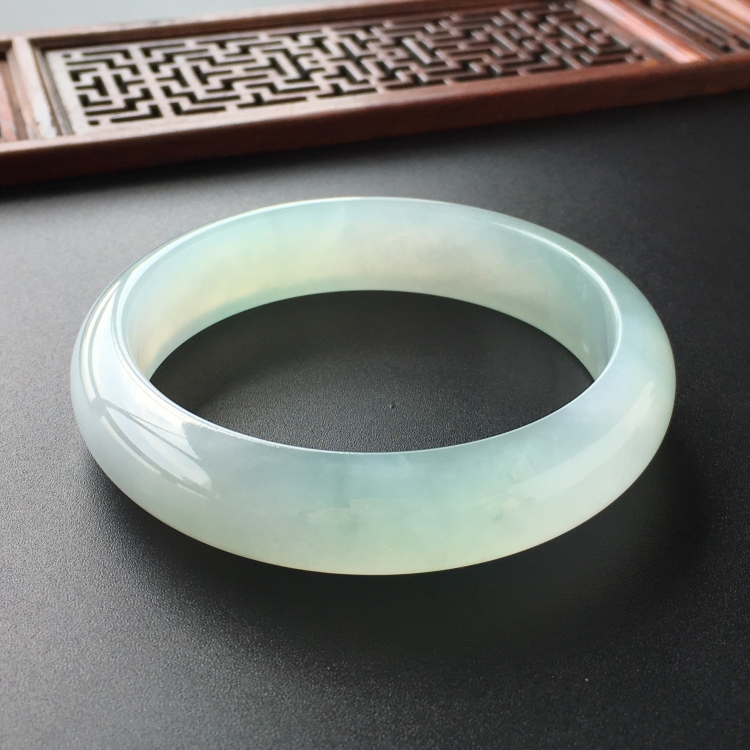 (超值推荐)冰种晴水手镯(57.1mm)