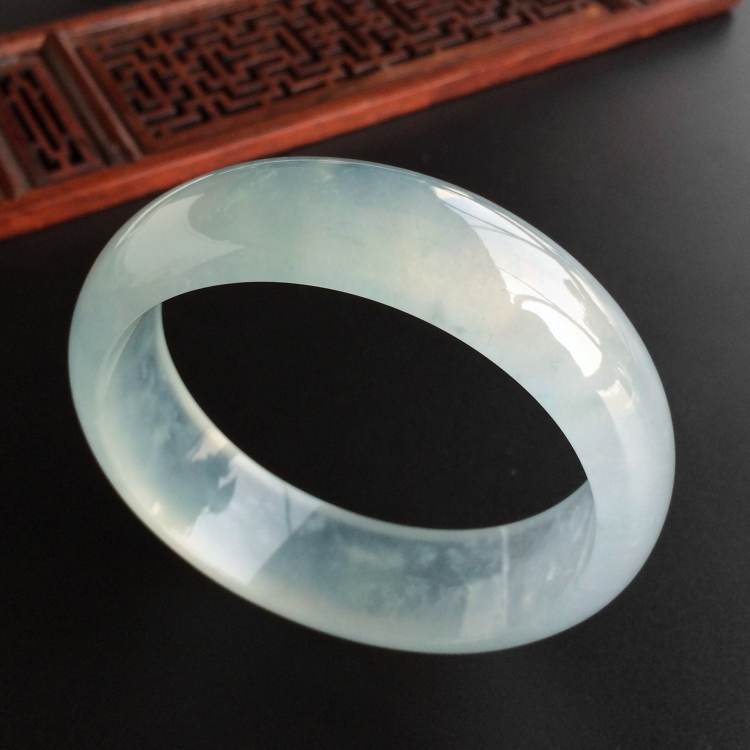 (超值推荐)冰种晴水手镯(57.8mm)