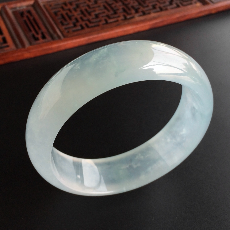 (超值推荐)冰种晴水手镯(57.8mm)